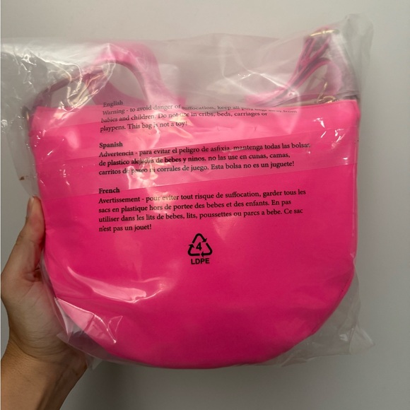 Lilly Pulitzer Giavanna Neoprene Crossbody - Picture 3 of 4